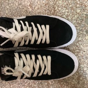 Black and white nike sb blazer low
